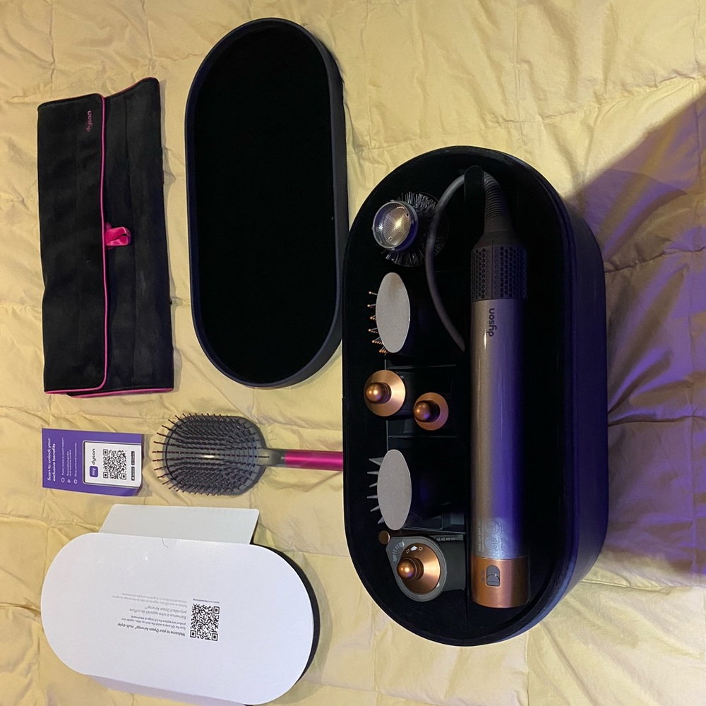 Dyson Airwrap Bundle